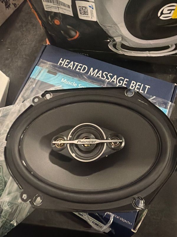 Photo 1 of ****ONLY ONE IN BAG, SELLING FOR PARTS AS IS FINAL SALE***PIONEER A-Series Standard TS-A6881F 6” x 8” 4-Way Speakers (PACK OF 1) – 350W Max, Balanced Sound + Smooth Treble, Enhanced Bass, Great Stock Replacement****ONLY ONE IN BAG, SELLING FOR PARTS AS IS
