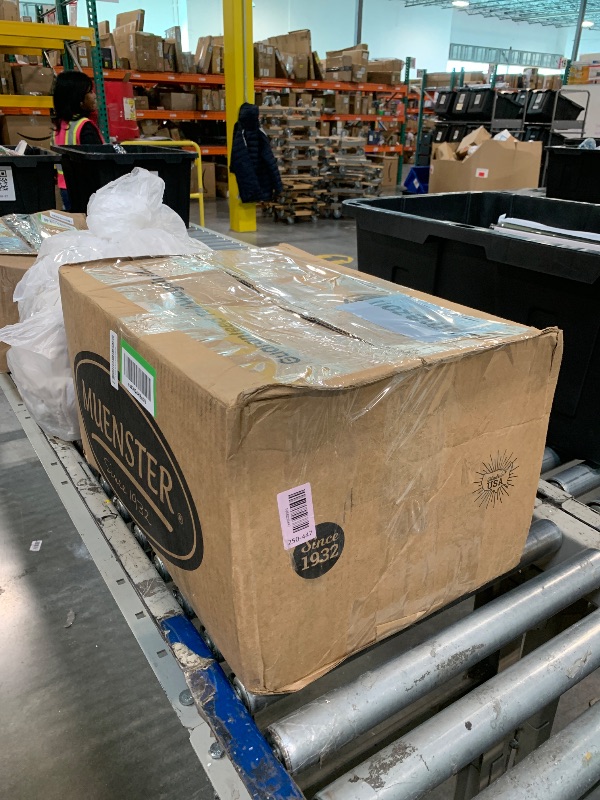 Photo 1 of *************SIMILAR***** FINAL SALE***** NO RETURNS***** Area Rug 6x9 Vintage Rug: Washable Living Room Rugs Retro Medallion Distressed Large Rugs Soft Low Pile Non-Slip Indoor Floor Carpet for Bedroom Kitchen Nursery Dining Table Office (Beige, 6'x9')