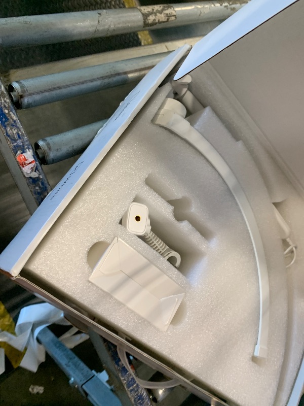 Photo 1 of *UNTESTED*
KIRKAS Lash Light Half Moon Lamp with Tool Tray, 21in LED Foldable Floor Beauty Lamp for Esthetician Eyelash Extensions, Tattoo Art, Nail Tech,Craft, Adjustable Brightness & Height, Phone Holder,White