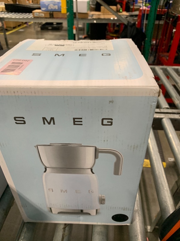 Photo 1 of ***The power cable is damaged.*** SMEG Retro 50's Style Milk Frother with 2 Disks 6 Preset Programs Hot or Cold Frothing and Induction Heating (Black)