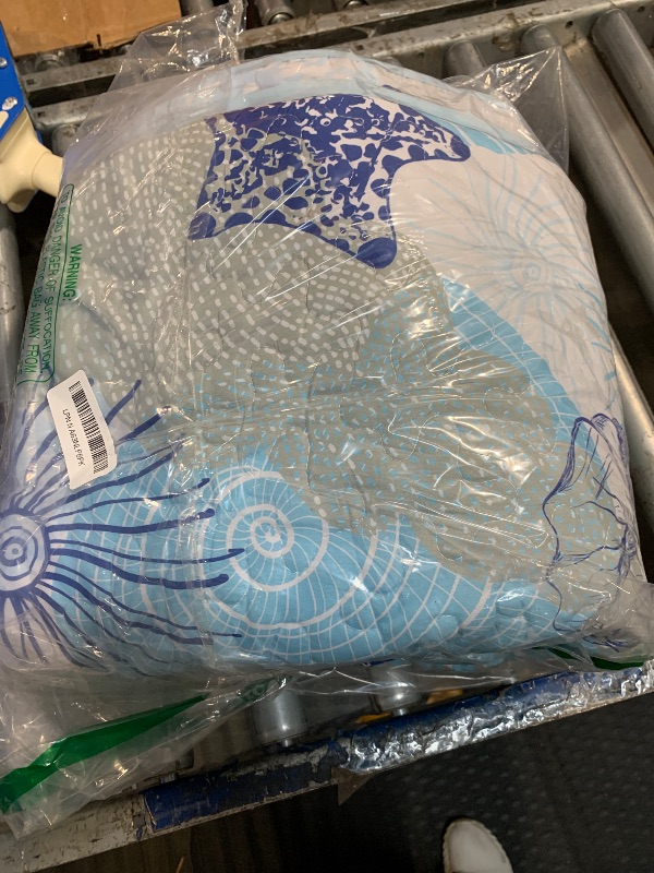 Photo 1 of ***SIZE UNKNOWN*** Dinjoy Coastal Quilt Set Queen Size, Blue Ocean Beach Themed Bedding Set Coral Seashell Conch Starfish Pattern Microfiber Lightweight Summer Bedspread Coverlet Bed Set All Season (96x90 Inch)