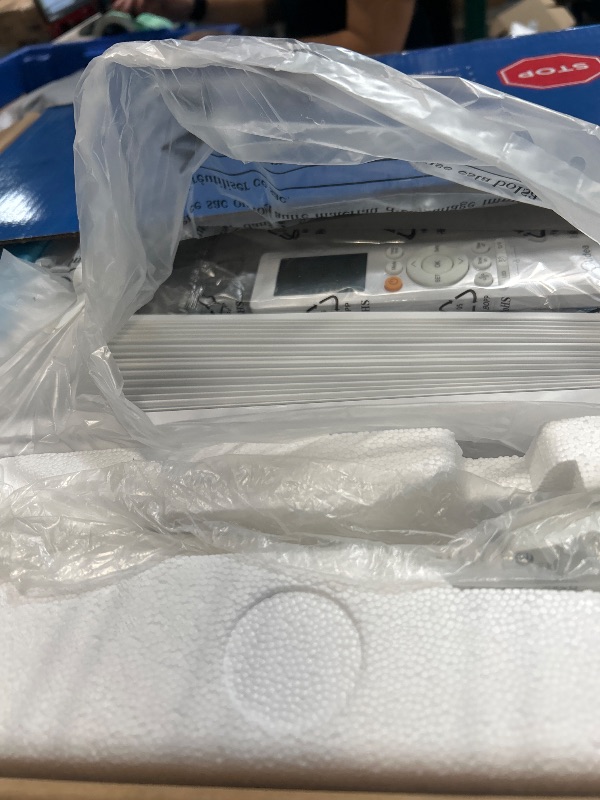 Photo 1 of ***DOSE NOT WORK, VIEW NOTES*** Midea 12,000 BTU Smart Inverter Air Conditioner Window Unit with Heat and Dehumidifier – Cools up to 550 Sq. Ft., Energy Star Rated, Quiet Operation, Electronic Controls, Remote Control, White