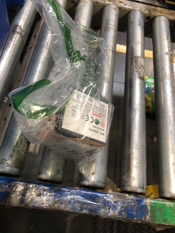 Photo 1 of *UNTESTED*
Tomatong Remote Control Car Watch Toys with LED Light,2.4 GHz Mini Racing Cars Wrist Toy for Kids,RC Small Car Interactive Outdoor Game Christmas Halloween Birthday Gifts,Blue
**USED**