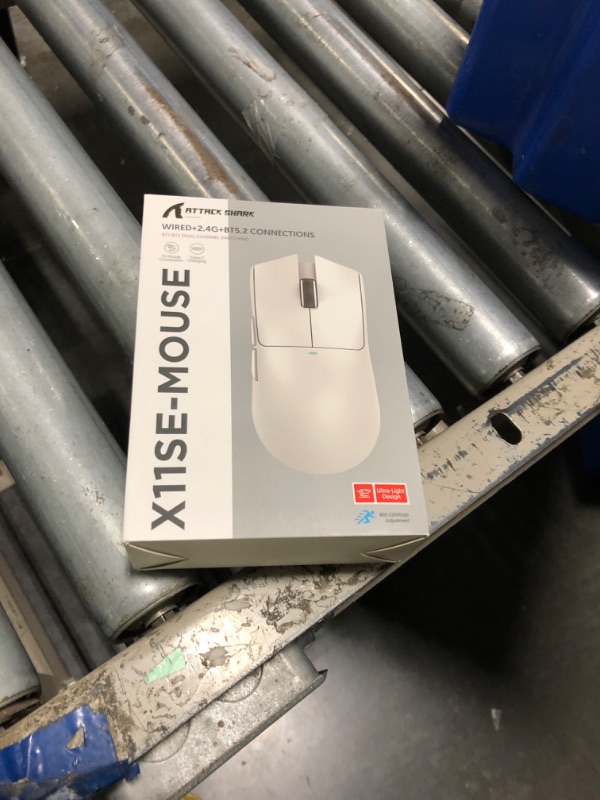 Photo 1 of ***MISSING BLUETOOTH**ATTACK SHARK X11SE Lightweight Wireless Gaming Mouse, 59g Tri-Mode BT/2.4G Wireless/Wired Gaming Mouse, PixArt PAW3311 Gaming Sensor, 22000 DPI, Office Mice for PC/Xbox/Win/Mac (Rose)