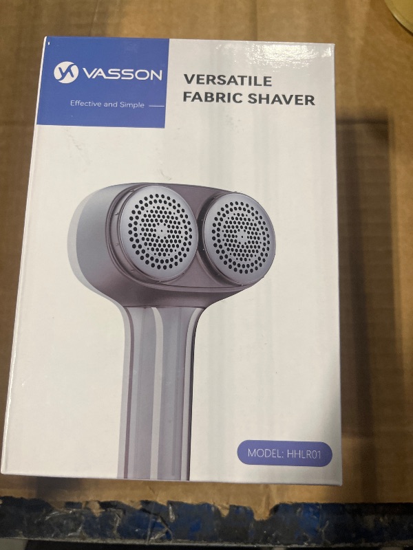 Photo 1 of *UNTESTED*
VASSON Fabric Shaver, Electric Lint Remover, Rechargeable Lint Shaver, Sweater Shavers to Remove Pilling, Large Fuzz Remover for Clothes Couch Furniture (Greyish White)