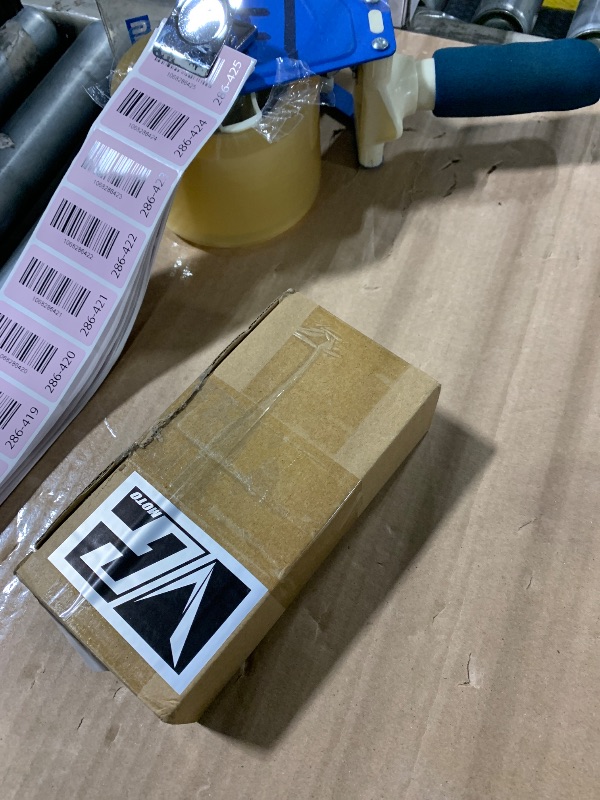 Photo 1 of ****CORRECT ITEM****VG MOTO Motorcycle Hand Grips 1 Inch 25MM Handlebar Grip Throttle Non-Slip Universal Compatible with Harley Davidson Dyna Sportster 883 Road King Electra Glide Street Glide(Black-B)