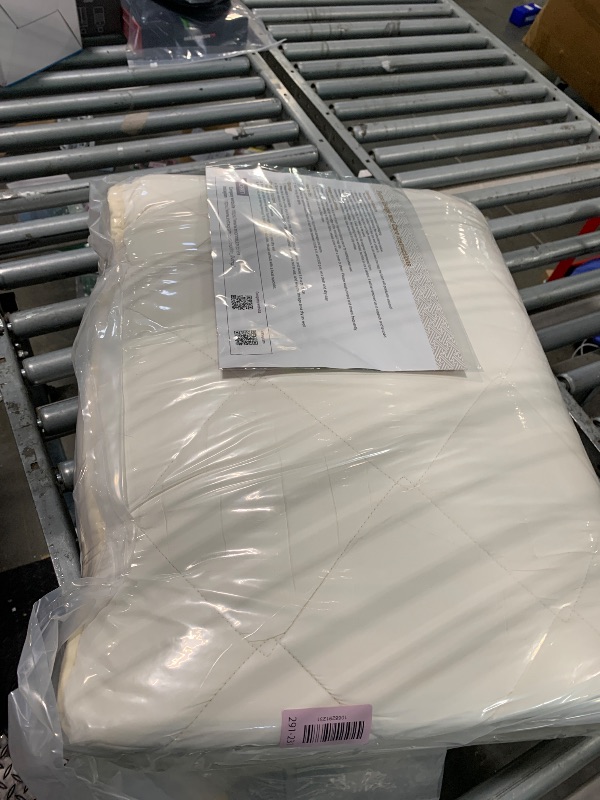 Photo 1 of ....//PHOTO AND DESCRIPTION SIMILAR TO THE PRODUCT/////EMOOR Washable Kotatsu Futon Comforter (Uncovered), Square 73x73in, Made in Japan