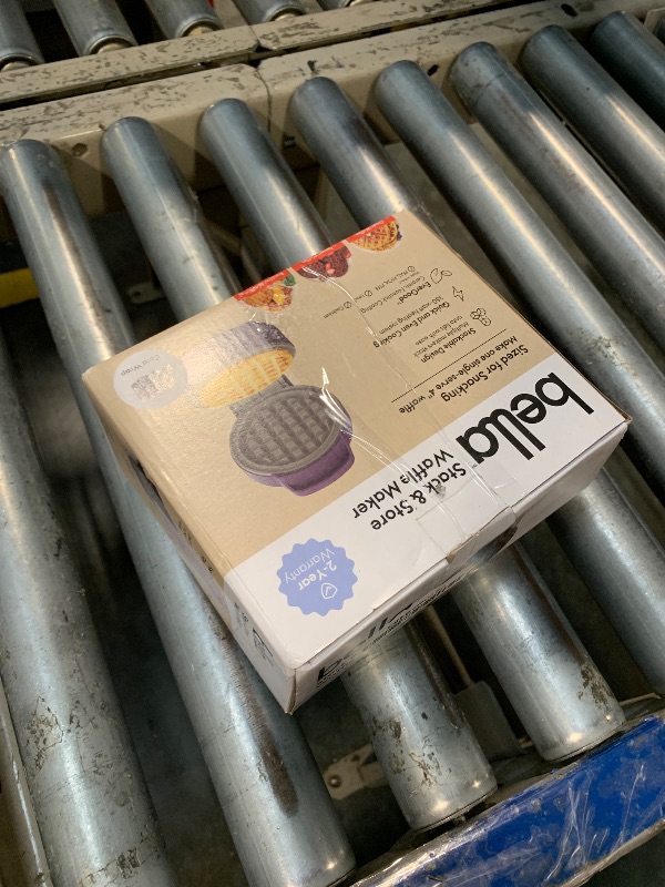 Photo 1 of *USED*
bella Snack-n-Store Mini Waffle Maker, EverGood™ Ceramic Nonstick Coating, Cord Wrap, Ready Indicator Light & Cool Touch Handles, Stackable Design & Customizable Plates, 350 Watt, Plum