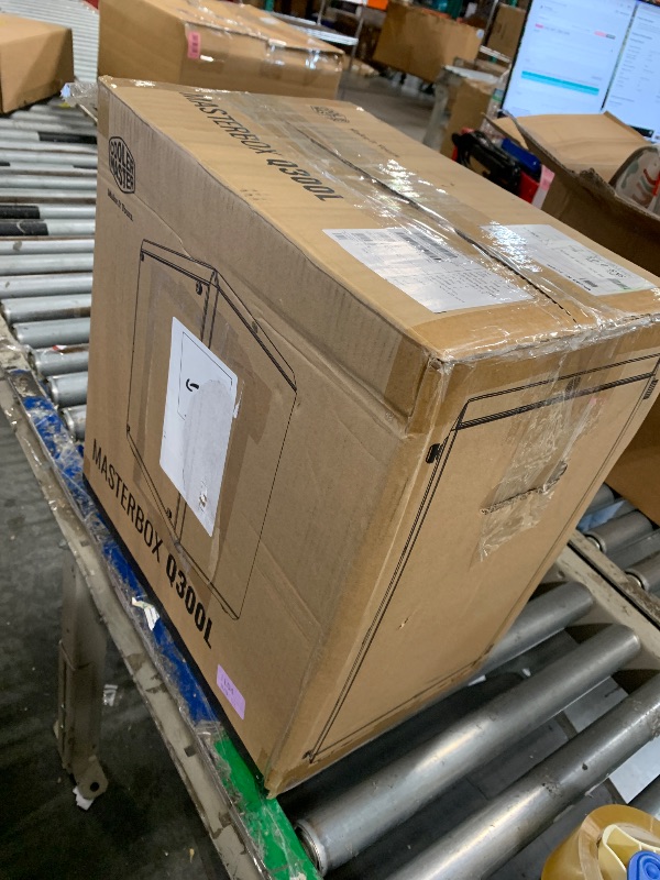 Photo 1 of **SIMILAR ITEM**** Cooler Master MasterBox Q300L Micro-ATX Tower with Magnetic Design Dust Filter, Transparent Acrylic Side Panel, Adjustable I/O & Fully Ventilated Airflow, Black (MCB-Q300L-KANN-S00)