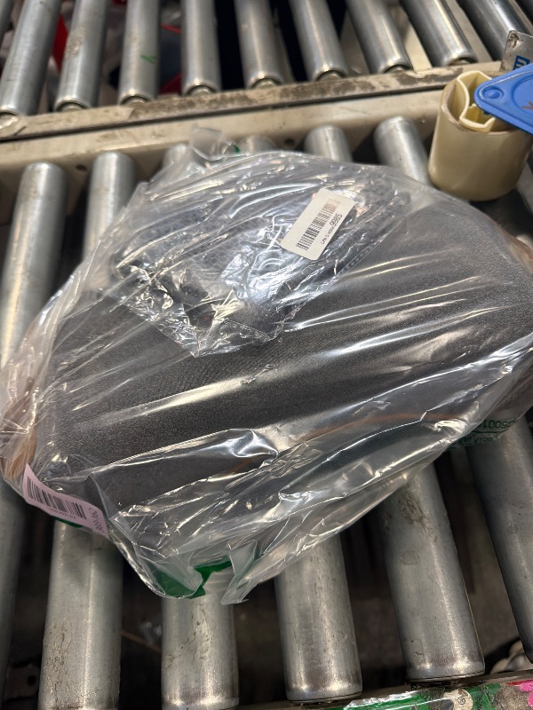 Photo 1 of *USED*
FAMKCY 3-in-1 Rechargeable Neck Massager Pillow - Pillow Massage Neck Hump for Shoulder Pain, Deep Tissue Pain Relief, with Heating and Traction Function, Hump Corrector