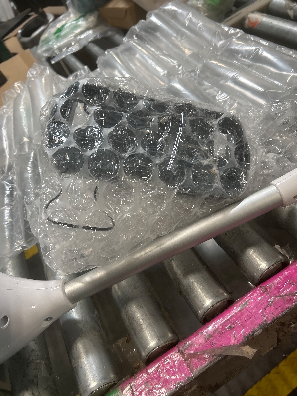 Photo 1 of *****VERY USED****
Shark SV1106 Navigator Freestyle Upright Bagless Cordless Stick Vacuum for Carpet, Hard Floor and Pet with XL Dust Cup and 2-Speed Brushroll, White/Grey