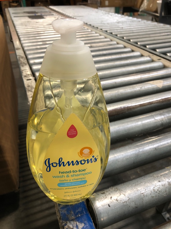 Photo 1 of **missing liquid**Johnson's Baby Head-To-Toe Baby Wash & Shampoo + Aloe & Vitamin B5, 2-in-1 Bath Wash Gently Cleanses Newborn's Delicate Skin & Hair, Hypoallergenic, No Added Parabens, Dyes & Sulfates, 27.1 fl. oz