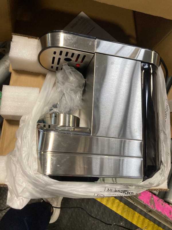 Photo 1 of ** VERY USED ** CASABREWS CM5418 Espresso Machine 20 Bar, Compact Espresso Maker with Steam Milk Frother, Stainless Steel Coffee Machine with 34oz Removable Water Tank for Cappuccino, Gift for Women or Men, Silver
