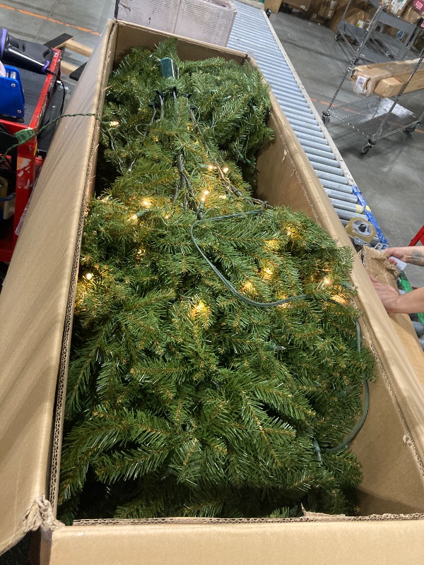 Photo 1 of *** USED / UNTESTED** National Tree Company 9 ft Pre-Lit Dunhill Fir Artificial Christmas Tree, 900 Clear Lights, 4,026 Tips, PowerConnect, Includes Stand, Green