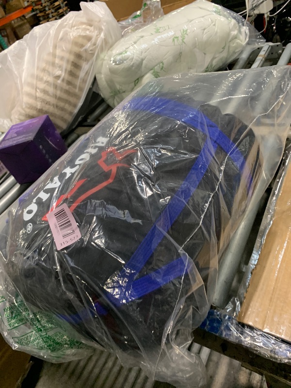 Photo 1 of /////DESCRIPTION AND PHOTO SIMILAR TO THE PRODUCT//////Double Sleeping Bags for Adults – Waterproof Queen-Size 2 Person Sleeping Bag with Pillows for Camping, Backpacking, Hiking, or Truck Use – Warm, Lightweight, and Convertible into Two Singles – Blue