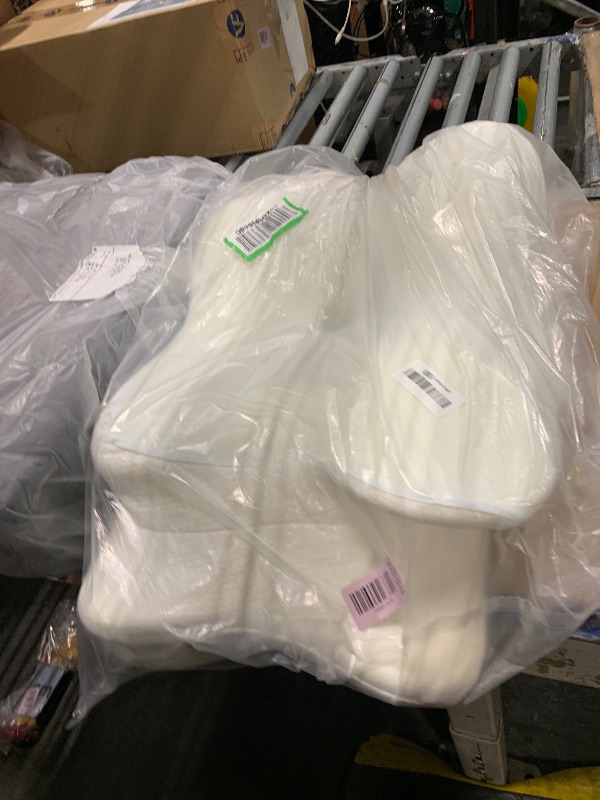 Photo 1 of ////DESCRIPTION AND PHOTO SIMILAR TO THE PRODUCT////Ultra Pain Relief Cooling Pillow for Neck Support, Adjustable Cervical Pillow Cozy Sleeping, Odorless Ergonomic Contour Memory Foam Pillows, Orthopedic Bed Pillow for Side Back Stomach Sleeper