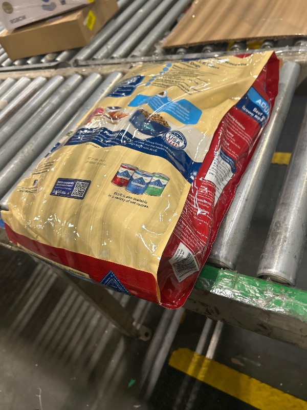Photo 1 of ****BEST BY JAN 2027***
Blue Buffalo Life Protection Formula Adult Dry Dog Food, Helps Build and Maintain Strong Muscles, Made with Natural Ingredients, Beef & Brown Rice Recipe, 15-lb. Bag