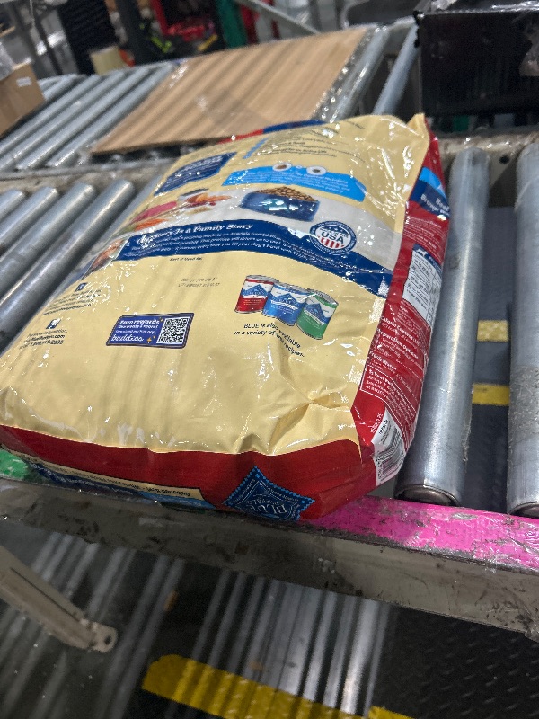 Photo 1 of ****BEST BY JAN 2027****
Blue Buffalo Life Protection Formula Adult Dry Dog Food, Helps Build and Maintain Strong Muscles, Made with Natural Ingredients, Beef & Brown Rice Recipe, 15-lb. Bag