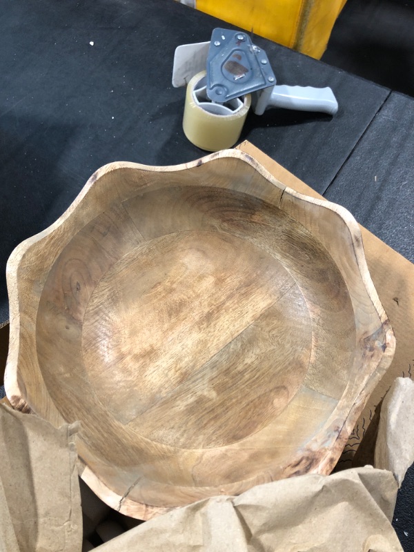 Photo 1 of ** CRACKED**
Mela Artisans Scalloped Decorative Wooden Bowl | 12 Inch Mango Wood Fruit & Serving Bowl | Natural Grain Finish | For Kitchen Counter | Snacks | Desserts | Bread | Handcrafted Home Decor