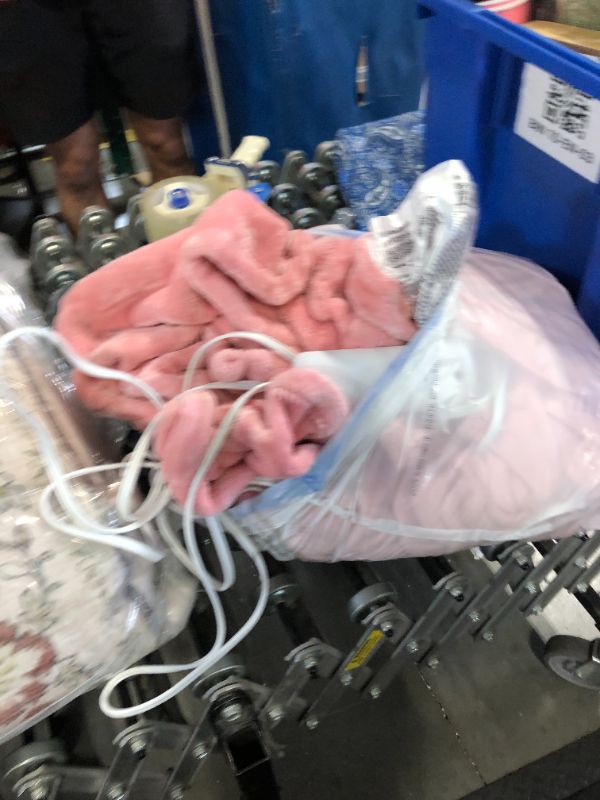 Photo 1 of * DOESN'T HEATUP************************Heated Blanket Full Size, Super Soft Cozy