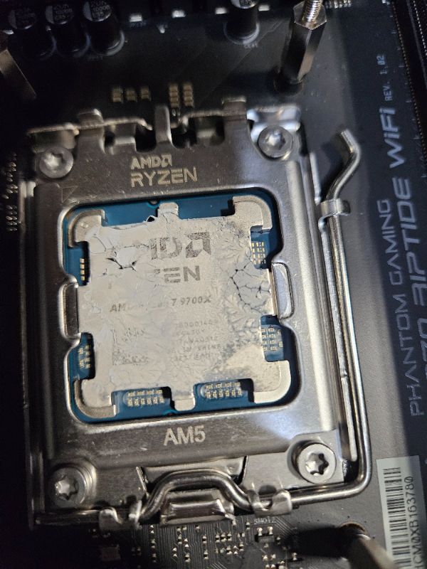 Photo 1 of **PARTS ONLY / MISSING PARTS **ZOTAC MEK AI-Enhanced Gaming PC Desktop Computer - NVIDIA GeForce RTX 5090, AMD Ryzen 7 9700X 5.5GHz, 32GB DDR5 RGB, 2TB NVME M.2 SSD, 1300W 80+ GOLD PSU, WiFi 7, Windows 11 Home 64-bit