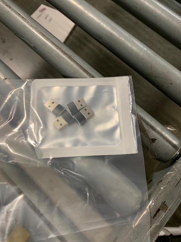 Photo 1 of ????? ???????? USB to USB C Adapter,Type-C Female to A Male Charger Converter for iPhone 17 Charger,iWatch Ultra SE 9 10,iPhone 17 Pro Max 16 15 14,Samsung S25,AirPods,iPad,Car,Xbox