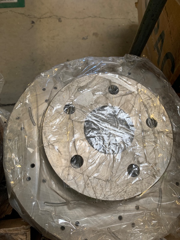 Photo 1 of UNITHUB Front Drilled and Slotted Brake Pads and Rotors Kit Ceramic Automotive Replacement Brake Kits Vented 13.23 Inch Compatible for Ram 1500 Compatible for Chrysler Aspen 2006-2023 