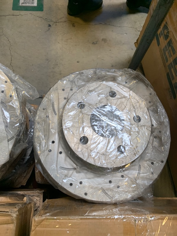 Photo 1 of UNITHUB Front Drilled and Slotted Brake Pads and Rotors Kit Ceramic Automotive Replacement Brake Kits Vented 13.23 Inch Compatible for Ram 1500 Compatible for Chrysler Aspen 2006-2023 