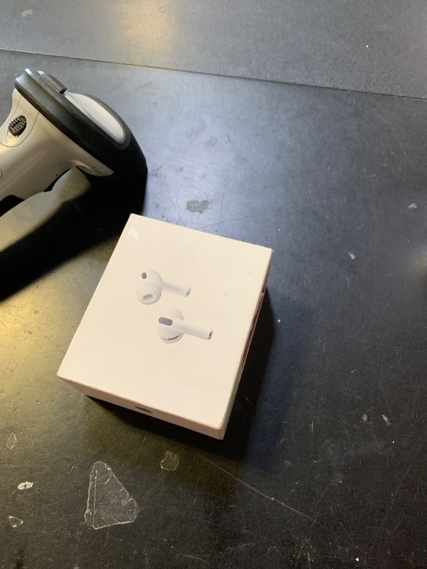 Photo 1 of LOCKED*** Apple AirPods Pro 3 Wireless Earbuds, Active Noise Cancellation, Live Translation, Heart Rate Sensing,Hearing Aid Feature,Bluetooth Headphones,Spatial Audio, High-Fidelity Sound, USB-C Charging, White