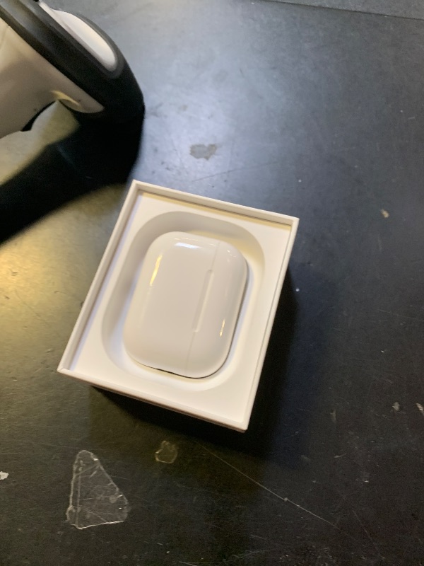 Photo 1 of LOCKED*** Apple AirPods Pro 3 Wireless Earbuds, Active Noise Cancellation, Live Translation, Heart Rate Sensing,Hearing Aid Feature,Bluetooth Headphones,Spatial Audio, High-Fidelity Sound, USB-C Charging, White