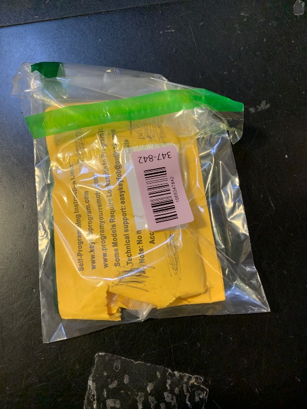 Photo 1 of MechanMagic Key Fob Remote Replacement Fits for Toyota 4Runner 1999-2009/CELICA/RAV4 2001-2005/HIGHLANDER/PRIUS/TUNDRA/ECHO/SCION XB XA 2004-2006 Keyless Entry Remote Control HYQ12BBX (Pack of 2)