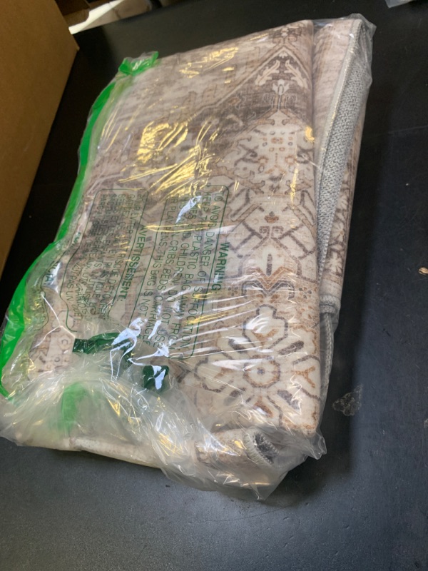 Photo 1 of Washable Ktichen Area Rug 3x4: Indoor Runners for Bedroom Bathroom Non-Slip Soft Stain Resistan Carpet for Entryway Laundry Dining Room Vintage Home Decor for Small Living Room Nursery Room(Beige,3x4)