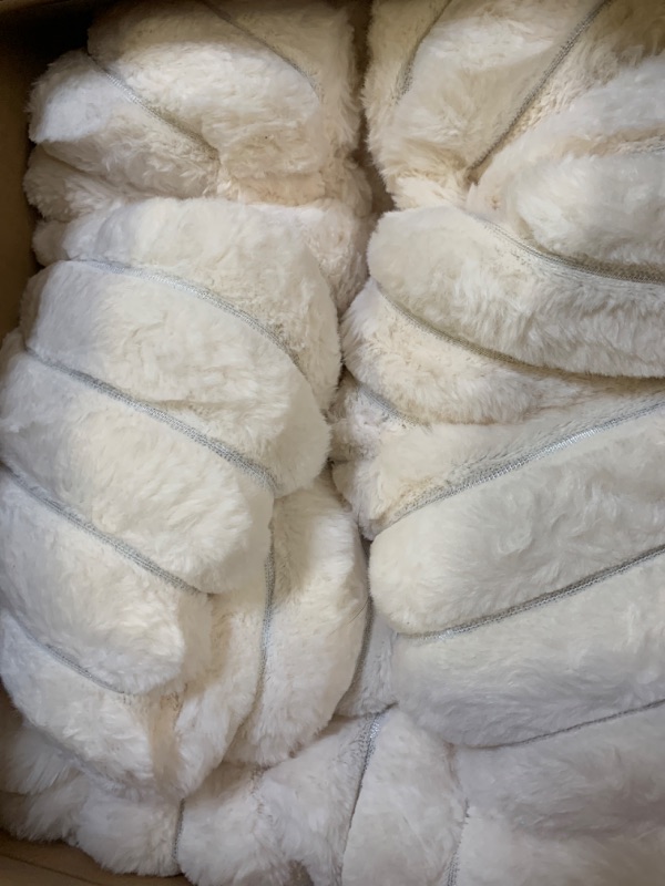 Photo 1 of Beckham Hotel Collection Bed Pillows King Size Set of 2 - Down Alternative Pillow for Back, Stomach or Side Sleepers