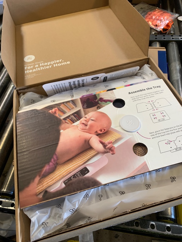 Photo 1 of 
bluetooth baby scale