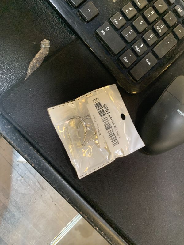 Photo 1 of 1 Pair Sliver Retro Texture Hoop Earrings Fashion Hollow Texture Art Hanging Earrings for Women Wedding Party Prom Dress Valentine's Day Mother's Day Jewerly Gifts