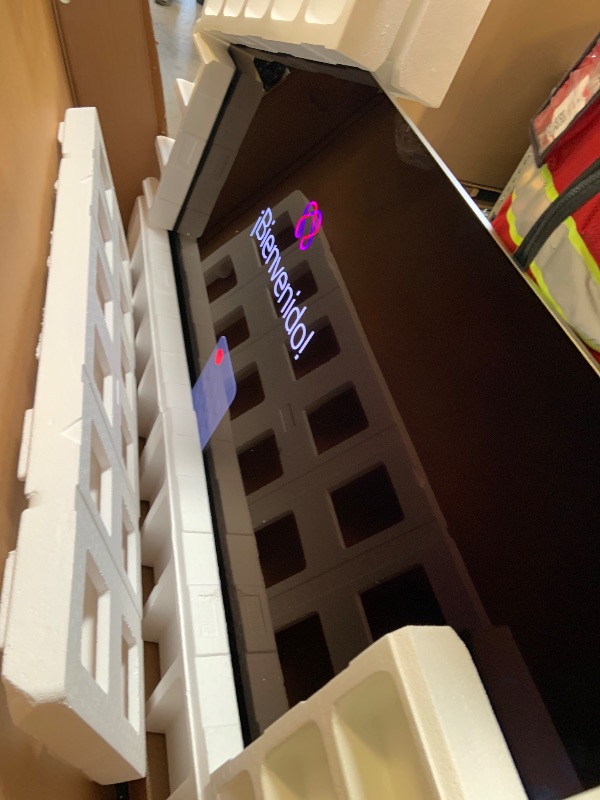 Photo 1 of LG 77-Inch Class OLED evo AI Super Upscaling 4K G5 Series Smart TV w/Dolby Atmos, Vision, HDR10, Filmmaker Mode, Wow Orchestra, Alexa Built-in (OLED77G5WUA, 2025)