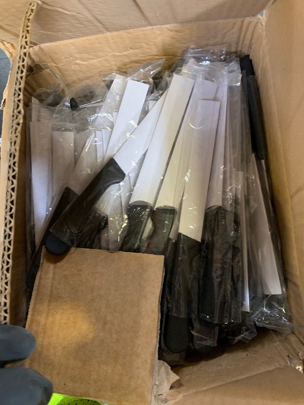 Photo 1 of Flojudo 200 Pcs 8.39 Inches Steak Knives Bulk Restaurant Dinner Knives Stainless Steel Serrated Blade Steak Knives Set with Round Tip for Kitchen Home