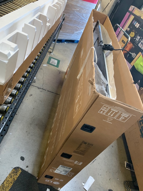 Photo 1 of LG 83-Inch Class OLED evo AI 4K G5 Series Smart TV w/Dolby Atmos, Dolby Vision, HDR10, AI Super Upscaling 4K, Filmmaker Mode, Wow Orchestra, Alexa Built-in (OLED83G5WUA, 2025)