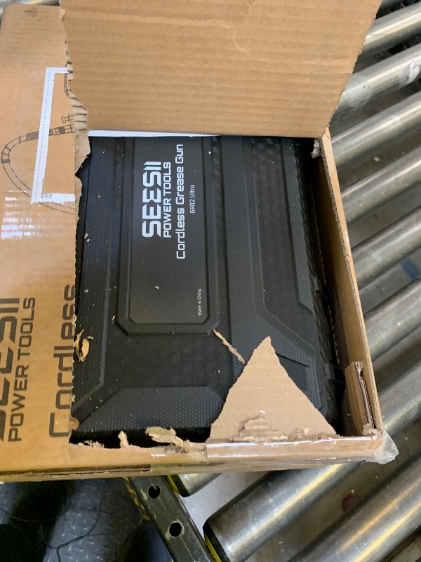 Photo 1 of Seesii 10000PSI Electric Grease Gun: 3 Speed Control Battery Powered Grease Gun Cordless with 2 Batteries, Brushless Motor, 39.4” Long Hose, 90 Degree Coupler & LED Light for Heavy Duty Equipment