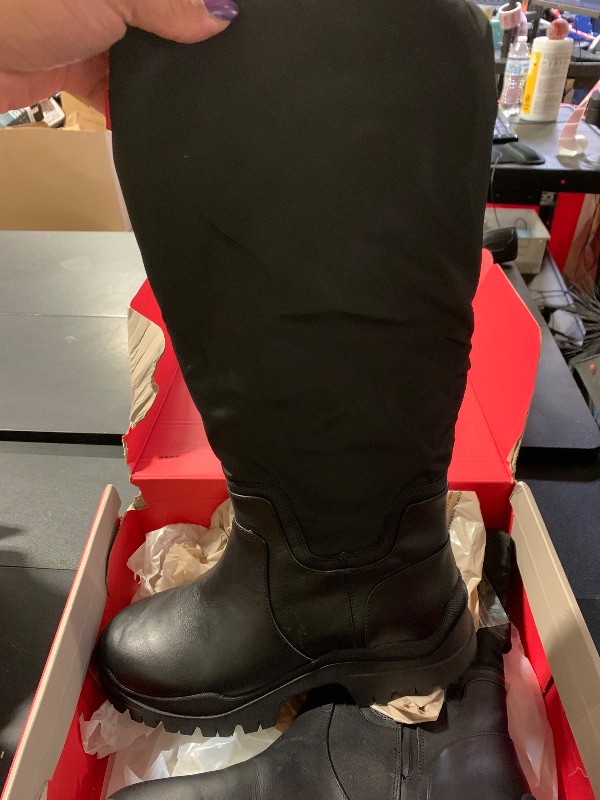 Photo 1 of Hunter Women's Wendy Waterproof, Black, 9 Medium