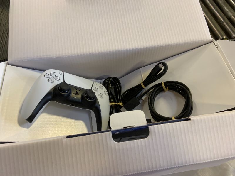 Photo 1 of PlayStation 5 Console – NBA 2K26 Bundle (model Group)