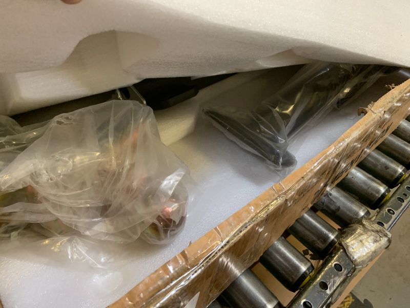 Photo 1 of CURT 60668 RockerBall Multi-Fit OEM Puck System Gooseneck Ball with 4" Offset, Fits Select Chevrolet, Ford, GMC, Nissan, Ram Trucks