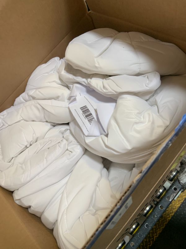 Photo 1 of Bedsure Comforter Duvet Insert - Quilted Comforters Cal King Size, All Season Duvet, GentleSoft Down Alternative Bedding, with 8 Tabs, Gifts for Women/Men, White,Alaskan King 130x120 Inches