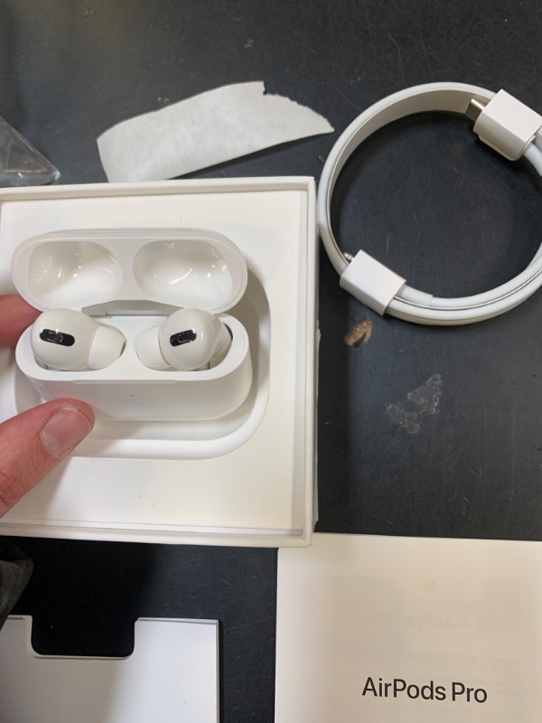 Photo 1 of Apple AirPods Pro