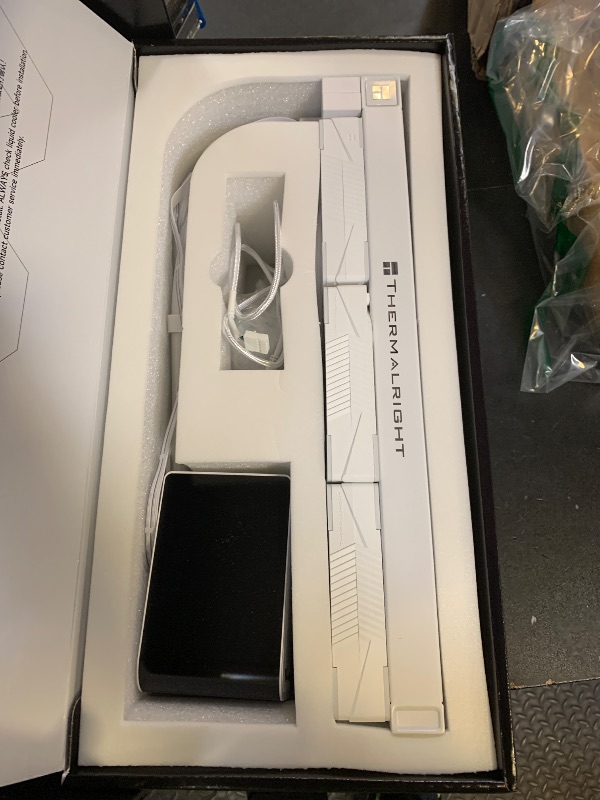 Photo 1 of Thermalright Wonder Vision 360 Turbo ARGB White CPU Water Cooler, 60HZ Curved Screen with 2400x1080 Resolution,for AM4/AM5,Intel LGA1851/1700,6.67in 3D Screen High Performance Pump,3000RPM Fan Speed