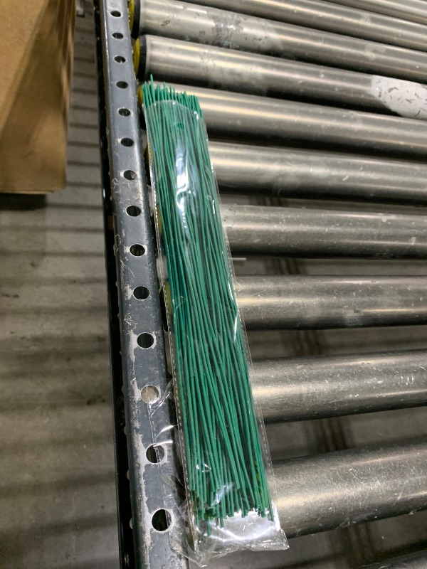 Photo 1 of 100 Pcs Floral Stems Wire for Paper Flower,14 Inch 2 Gauge Dark Green Floral Stem Wire,Crafting Floral Stem for Flower Arrangements DIY,Bouquet Stem Wrapping and Crafts