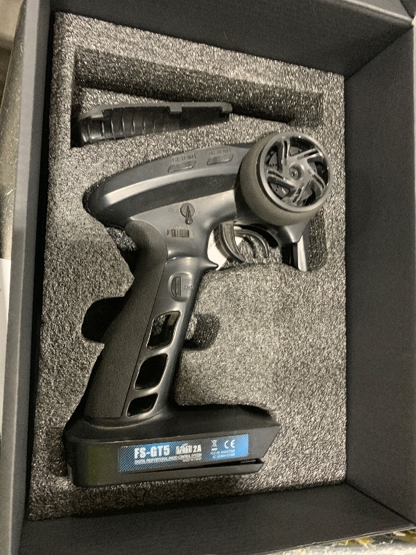 Photo 1 of DTXMX FS-GT5 6 Channels RC Transmitter with FS-BS6 Gyro Receiver Fly 2.4G Sky Radio Controller 20 Models Storage for RC Buggy Crawler Car Boats Tank