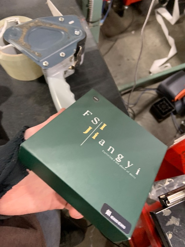 Photo 1 of FSIjiangyi 6N Single Crystal Silver IEM Cable for Sennheiser IE900 IE600 IE300 IE200 4.4mm Balanced Hi-Fi Earphone Audio Upgrade Cable (3.5mm Plug)