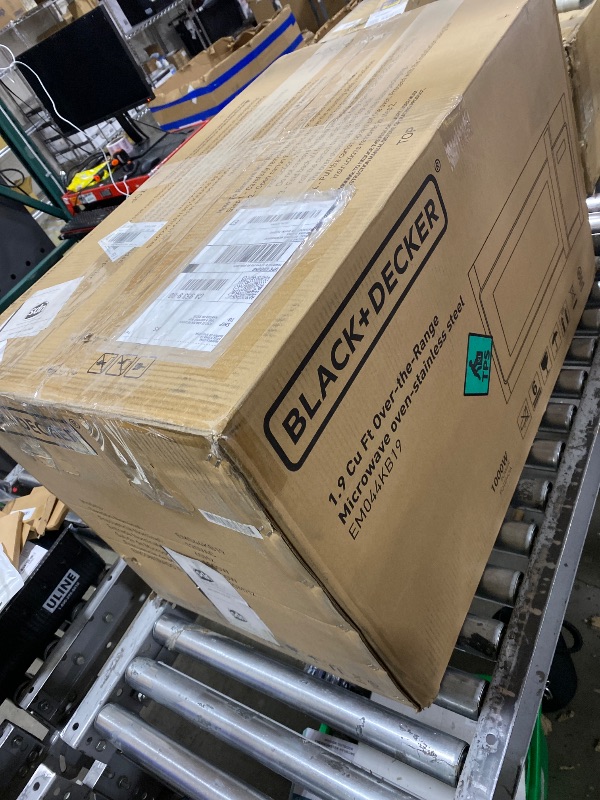 Photo 1 of BLACK+DECKER EM044KB19 Over The Range Microwave Oven with One Touch, 1000 Watts, 400 CFM and Auto Cooking, OTR 1.9 Cu.ft