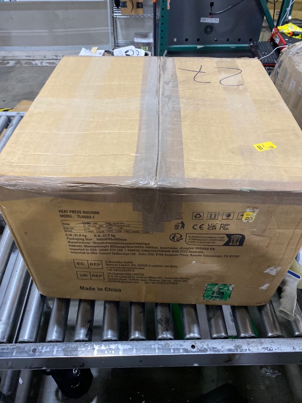 Photo 1 of VEVOR Heat Press 16x24, 1700W Power Heat Press Machine, Fast Heating, High Pressure Heat Press Machine for T-Shirt, Digital Industrial Sublimation Printer for Heat Transfer Vinyl, Easy to Use, Black